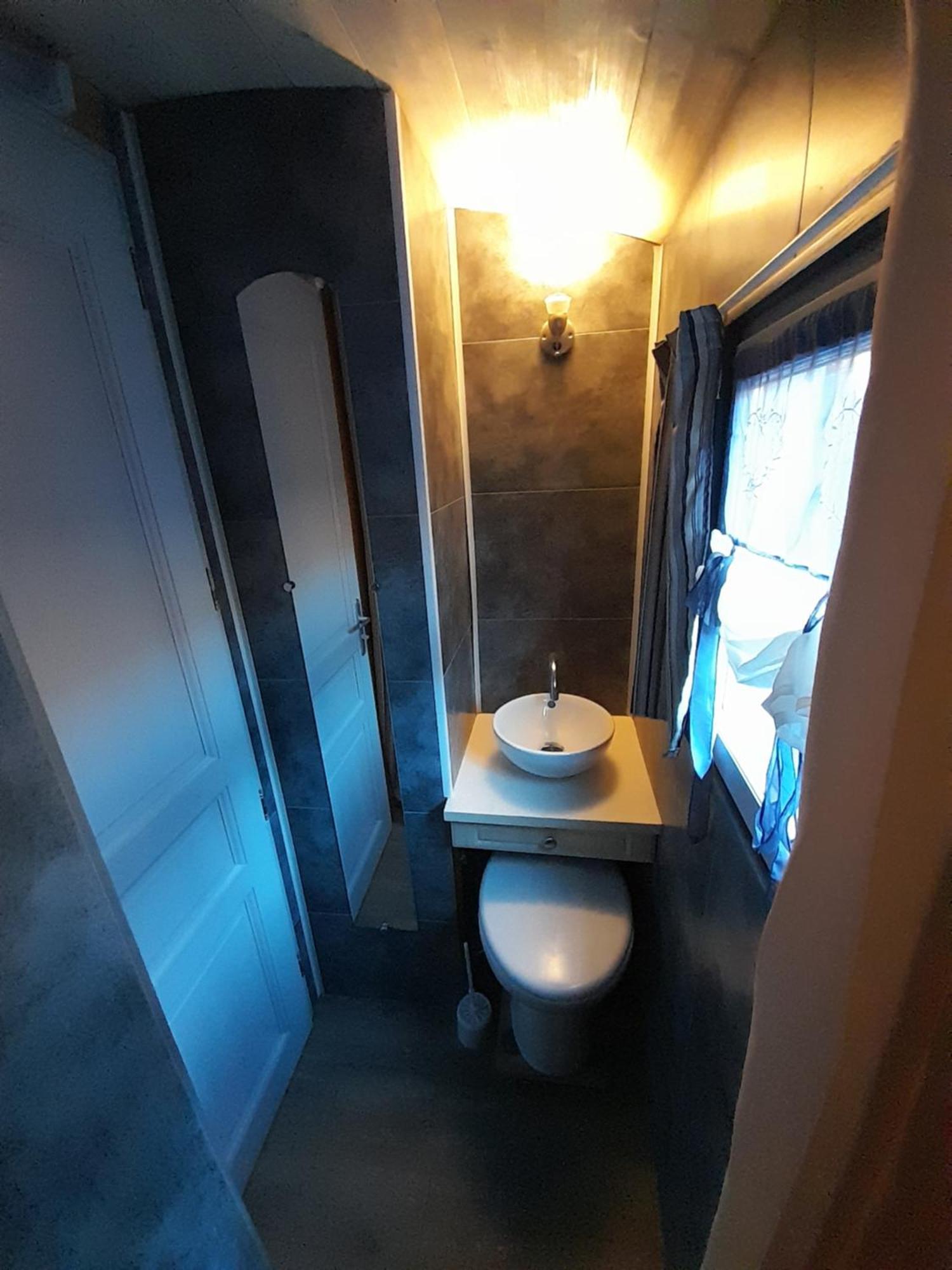Waldighoffen Location Type Gite, Chambre D'Hote, Meuble De Tourisme Dans Joli Petit Chalet Typique Et Ou Jolie Roulotte Type Boheme מראה חיצוני תמונה