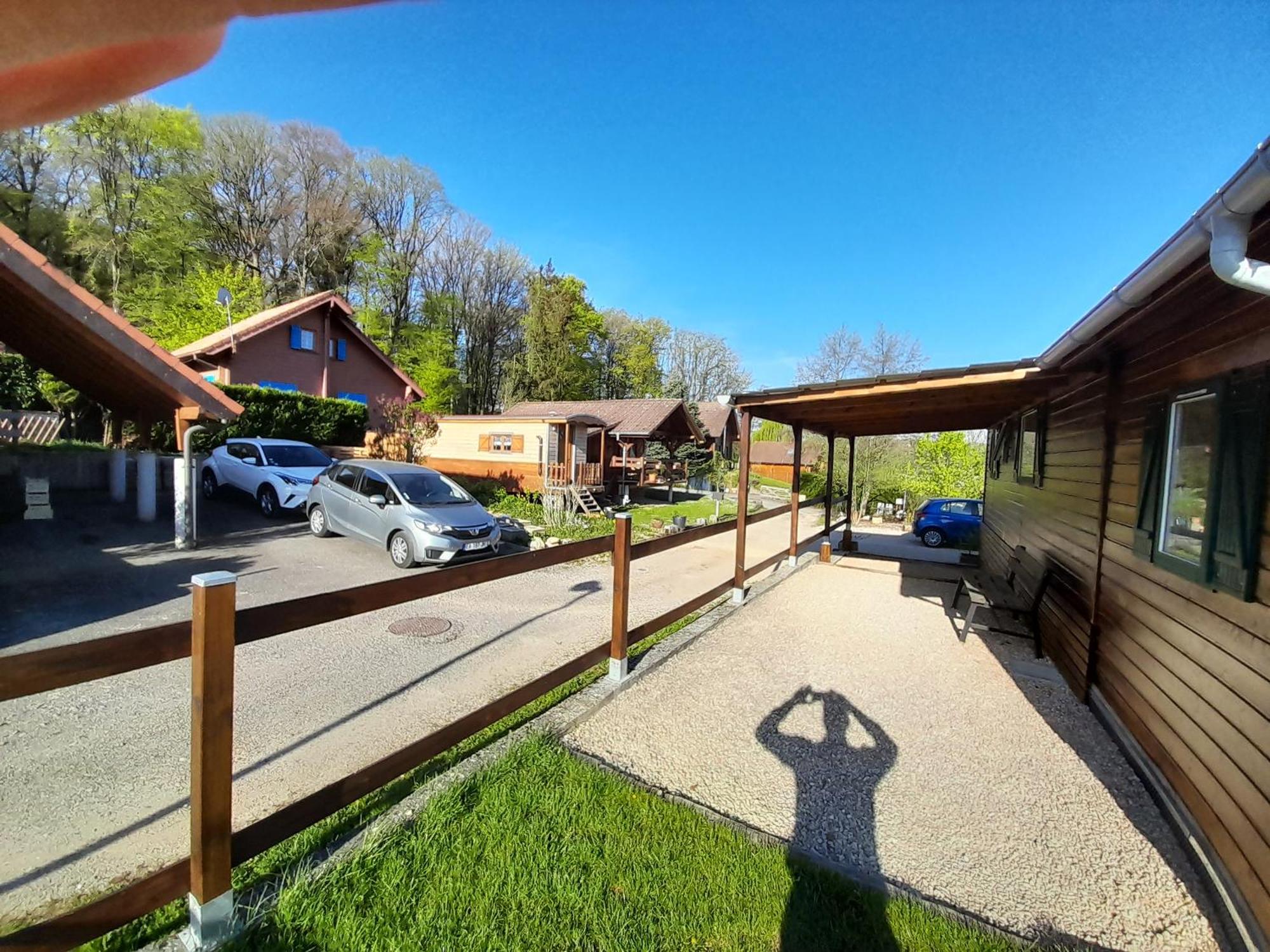 Waldighoffen Location Type Gite, Chambre D'Hote, Meuble De Tourisme Dans Joli Petit Chalet Typique Et Ou Jolie Roulotte Type Boheme מראה חיצוני תמונה