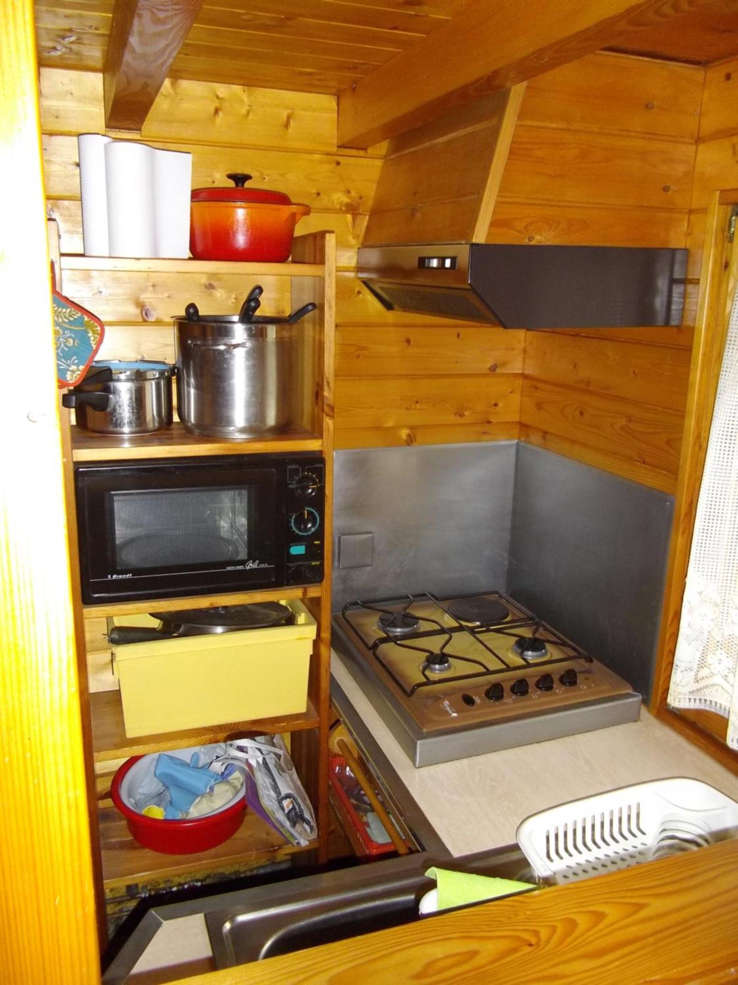 Waldighoffen Location Type Gite, Chambre D'Hote, Meuble De Tourisme Dans Joli Petit Chalet Typique Et Ou Jolie Roulotte Type Boheme מראה חיצוני תמונה